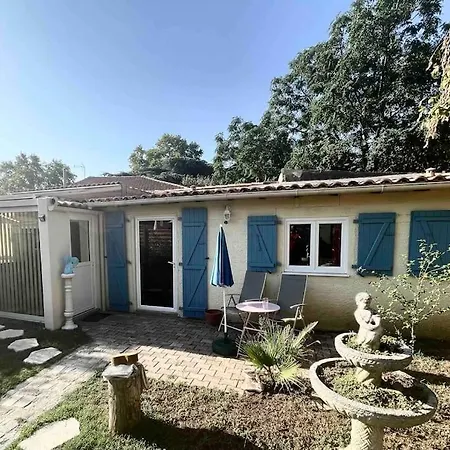 Houdarling Et Hammam Jacuzzi Et Sauna Holiday home Nimes
