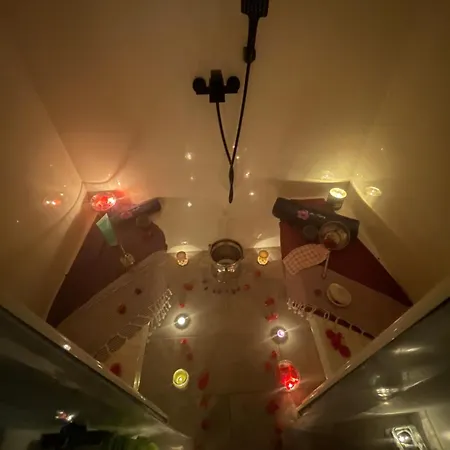 Holiday home Houdarling Et Hammam Jacuzzi Et Sauna *